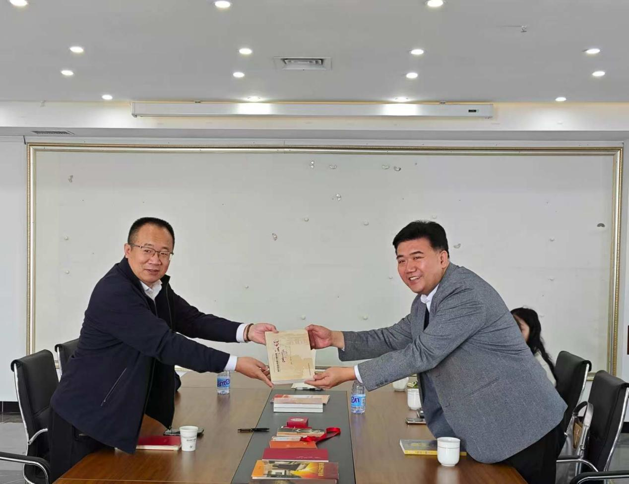 微信图片_2025-10-16_161421_230 微信图片_2025-10-16_161421_230